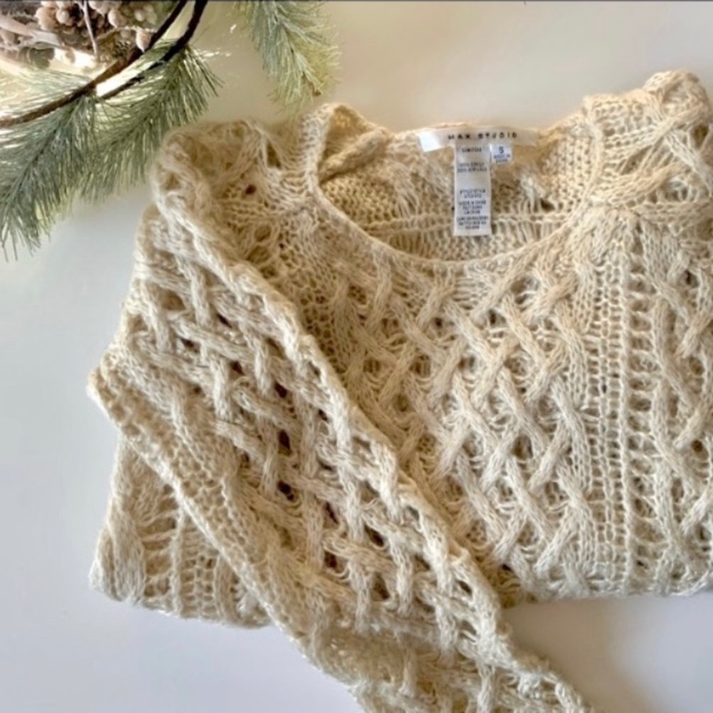 Max Studio Chunky Knit Sweater- Small
